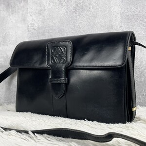 極美品 LOEWE ロエベ ショルダーバッグ クロスボディ サコッシュ メンズ オールレザー ロゴ型押し マグネット 多収納 ステッチ アナグラム 