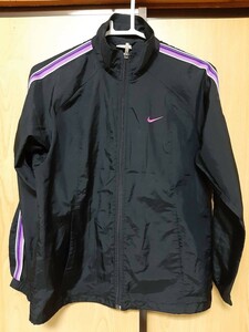 03L649/NIKE/ナイキ/S/ブラック系/長袖ジャンパー・ジャージ/ロゴ刺/レディース/ジップアップ/ハイネック