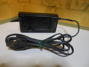 R２４．０４TP-No１３１ AC POWER ADAPTOR AC-V３０ 動作通電確認済み