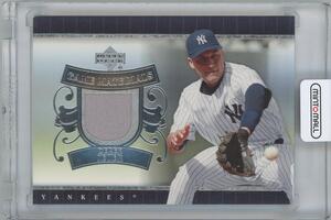 【DEREK JETER(New York Yankees)】2007 UPPER DECK UD Game Materials Pants ※カード裏面エッジ部分傷みあり。