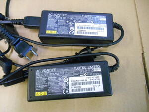 FUJITSU ACアダプタ 2個セット ADP-60ZH A(FMV-AC320C) 19V=3.16A 外径5.5 内径2.6 (24