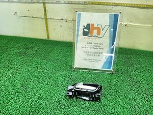 プジョー　フロントドアインナーハンドル　左　208　ABA-A9CHM01　A9CHM01　2015　＃hyj　NSP235082