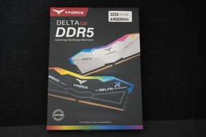 TEAMGROUP T-Force Delta RGB DDR5 32GB キット (2x16GB) 6400MHz (PC5-51200) CL40 デスクトップメモリ Ram FF3D532G6400HC40BDC01