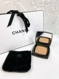 CHANEL シャネル プードゥル ユニヴェルセル コンパクト 40