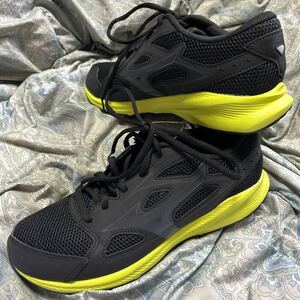 新品未使用！ミズノ MIZUNO マキシマイザー26 (ランニング) シューズ ユニセックス K1GA240006 26㎝ワイド幅　送料全国520円