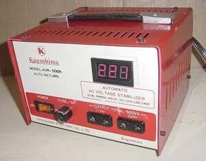 ★★Kagoshima AC 自動電圧調整装置、入力:AC 50～130V/160～240V(選択可能)、 出力:110V・220V、AVR-500N、500VA(動作確認済み)中古・美品