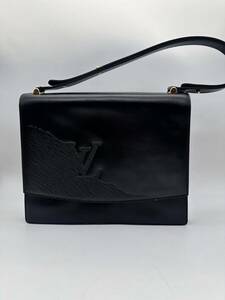 Y09072　　Louis Vuitton ルイヴィトン デルフ オペラライン ショルダーバッグ レザー ブラック 