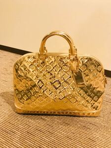 （値下げ、）ルイヴィトンLouisVuitton アルマゴールドミラーミロワール 特大LV