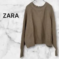 ZARA ザラ　ニットプルオーバー　バックジップ　短丈　Mサイズ