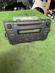 241 トヨタ ZVW 30 プリウス 純正 CD デッキ オーディオ 86120-47360 1-棚