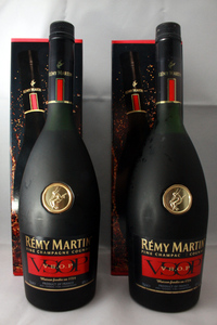 ☆ 1円スタート 未開栓 2本セット REMY MARTIN V.S.O.P レミー マルタン VSOP 赤ラベル 700ml 箱付き 40% コニャック 