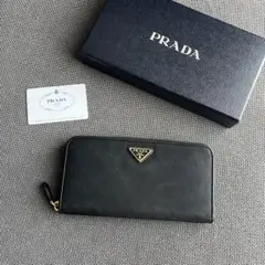 PRADA プラダ サフィアーノ ロゴプレート ラウンドファスナー 長財布