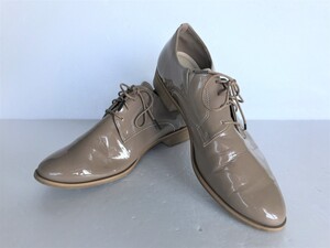 ■【YS-1】 ヴェリココ ■ レースアップ エナメル シューズ パンプス ■ ライトブラウン系 24.5cm ヒール高2.5cm 【東京発 手渡し可能】D