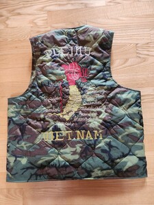 新作　送料込★テーラー東洋　TT15634 Late 1960s Style Vietnam Liner Vest ベトナム　中綿ベスト刺繍　PLEIKU カモ　XL