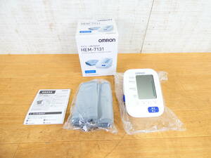 ◇未使用保管品 OMRON オムロン 上腕式血圧計 自動電子血圧計 HEM-7131 健康管理 ヘルスケア ＠60(6) 