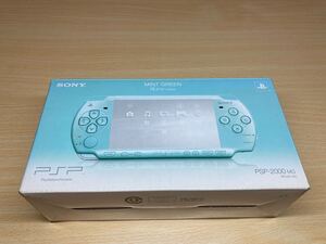 美品　PSP2000ミントグリーン　付属品あり　 SONY ソニー プレイステーションポータブル