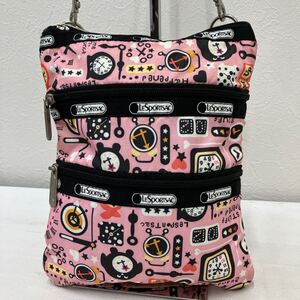 □41−1169 LeSportsac レスポートサック レディース ショルダーバッグ 斜めがけバッグ 小さめ ブラック ピンク 軽量 カジュアル 黒