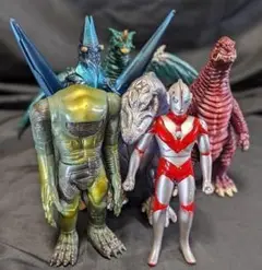 ウルトラマンパワード＆登場怪獣・宇宙人（バンダイ）ソフビフィギュア６体セット