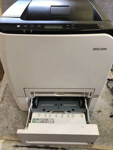 K-3663 RICOH/リコー A4対応 カラー レーザー プリンター SP C261 通電確認のみ