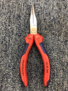 005▽おすすめ商品▽クニペックス　KNIPEX ロングノーズプライヤー 3025160