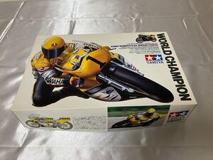 ② 60 【新品】 TAMIYA タミヤ バイク 1/12 YAMAHA ケニー・ロバーツ・ヤマハYZR500 NO.26 プラモデル 未組立