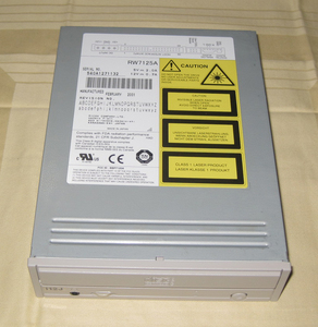 ★RICOH RW7215A CD-RW DRIVE★OK! !★MADE in JAPAN★