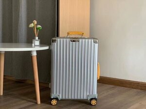 RIMOWA リモワ Classic Fight 機内持ち込み用スーツケース スーツケース 20インチ 37リットル