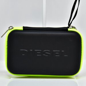 極美品 鑑定済 正規品 DIESEL ディーゼル モバイルケース スマホケース 小物入れ バッグインバッグ ブラック即日配送 k36-60