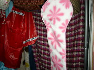 おしめで出来た尿取りパッド　ピンクの雪花(他色も可)おしめが10枚入-ミシンガッチリ縫う　もこもこギュウギュ　縦-60cm　真中横幅-15.5cm