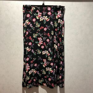 GAP レーヨンプリントフレアスカートXXSブラック