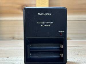 FUJIFILM BATTERY CHARGER BC-NHS (V1 4854)