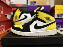 jordan1 mid "Tour yellow" ツアーイエロー