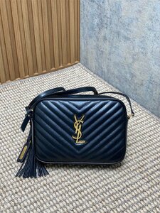 ●極美品●新品同様●未使用【Yves Saint Laurent】 【イヴ・サンローラン】 YSL LOU カメラバッグ ショルダーバッグ