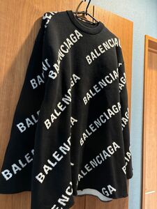 BALENCIAGA オールオーバー ロゴニット ブラック