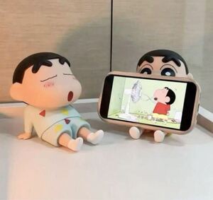 クレヨンしんちゃん　2体セット　スマホスタンド　タブレットスタンド　フィギュア