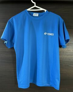 送料無料 YONEX ヨネックス ユニS ドライTシャツ ロゴ付き 希少なカラー ブルー系 美品 特記するダメージなし 1点もの 人気 シンプル 基本