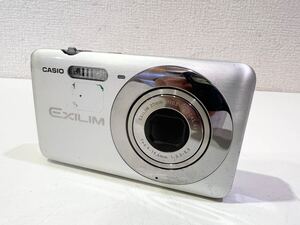 カシオ CASIO EXILIM EX-Z800 シルバー コンパクトデジタルカメラ 1:3.2-5.9 バッテリー付き 60サイズ（135）