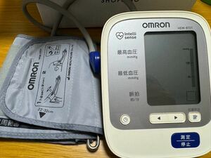 オムロン自動血圧計　HEM-8721 OMRON 