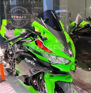 ◆送料全国一律◆Kawasaki ZX-25R/ZX-4R/ZX-4RR用カーボン製フロントスクリーン（ブラック） NINJA ZX ウィンドシールド ニンジャ カワサキ