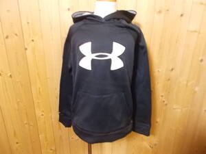 e446◆UNDER ARMOUR フーディー◆アンダーアーマー キッズ サイズYSM ブラック STORM1 裏起毛 フード裏メッシュ ビックロゴ 6C