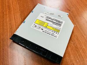 R7838A-YP+【PCパーツ】周辺機器 TOSHIBA 東芝 dynabook BX/77TB PTX7TBP-SWA DVD-RW ドライブ　ベゼル　SU-208