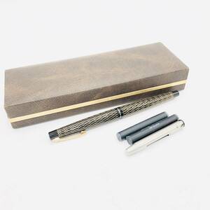 【保管品】sheaffer シェーファー 万年筆 ブラック ゴールド 14K 筆記具 ケース付 / io-2640-sw