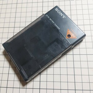 SONY 充電器　ガム電池用　BC-7QA 動作は未確認