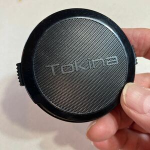 レンズキャップ　TOKINA ① 62MMクリップ式 62MMのフィルターに入ります。美品