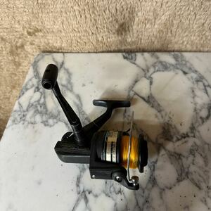 DaiwaダイワLONG CAST GRAPHITE A2000 釣り具 釣具 スピンニングリール　フィッシング DAIWA 未動確