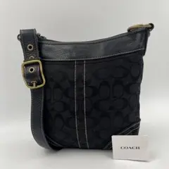 【美品】coach ショルダーバッグ シグネチャー　ベルト　黒系　クロスバッグ