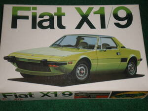 Fiat　X-1/9　1/20＜バンダイ社製＞ボンネット部にのみ組立箇所あり（商品画像4参照）