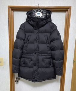 新品未使用　BURBERRY ダウンジャケット　サイズ44