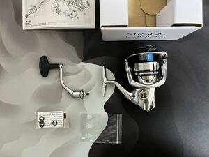 新品 正規品 シマノ(SHIMANO) 19 ストラディック 【C3000】 スピニングリール 釣り具 淡水 ソルト