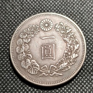 9623　日本古銭　一圓貨幣　明治34年　コイン